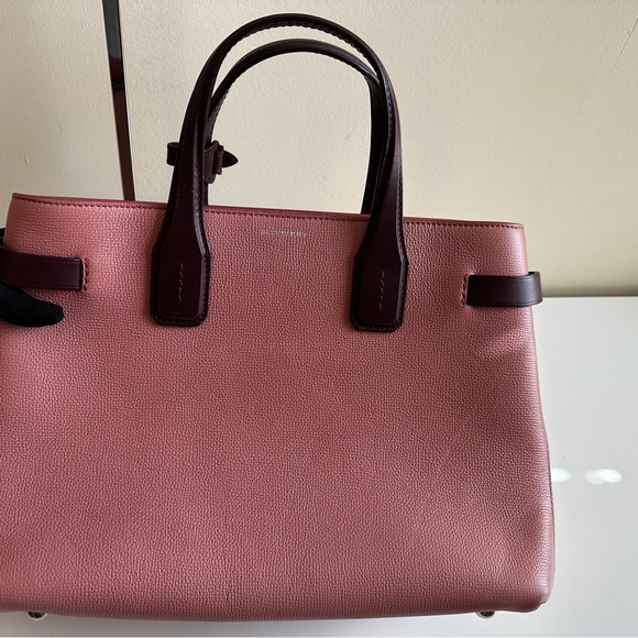 Burberry handbag - Picture 9 of 13